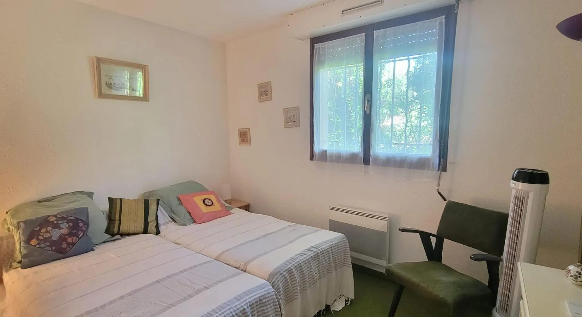 Apartment With Garden - Near Beach Frejus