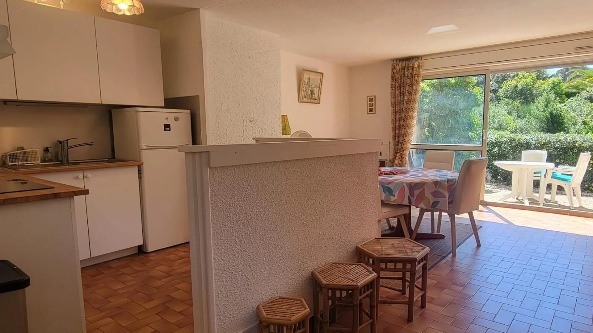 Apartment With Garden - Near Beach Frejus