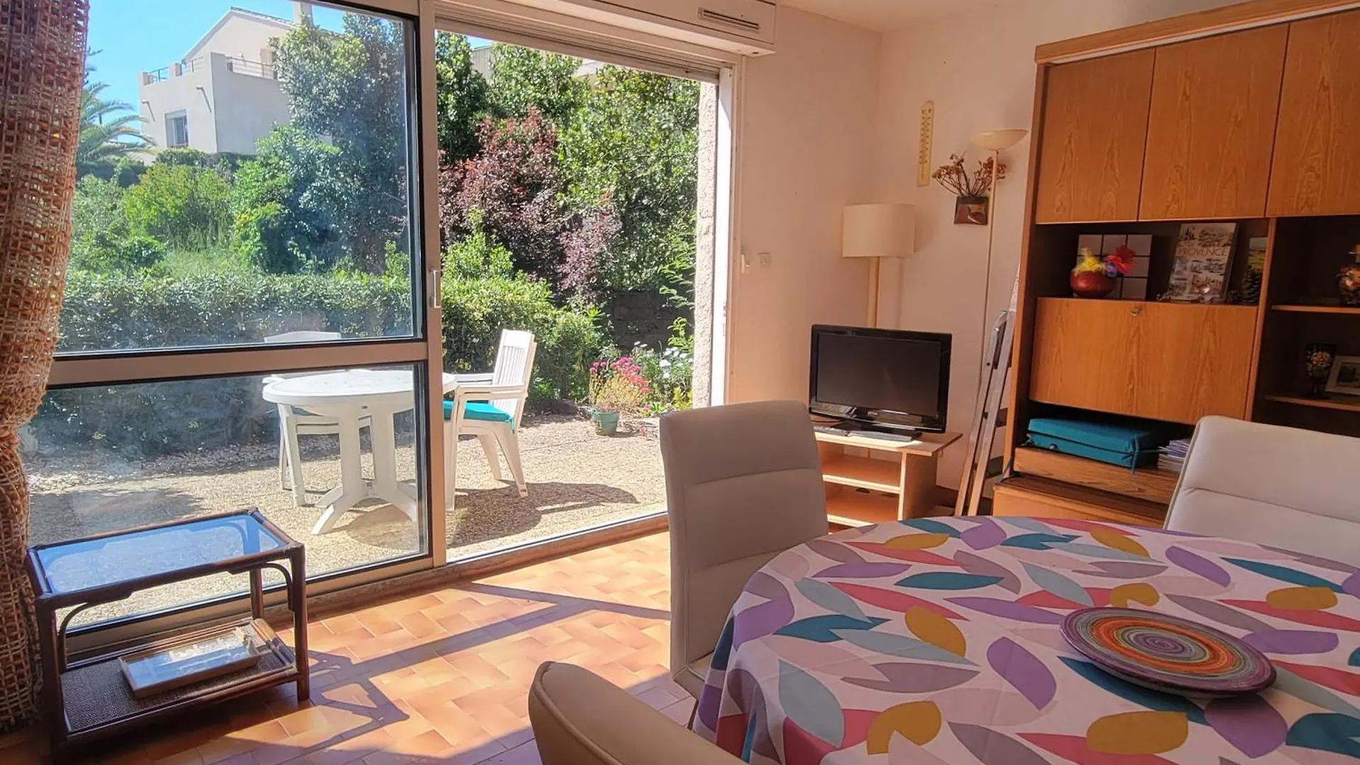 Apartment With Garden - Near Beach Frejus